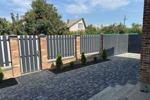 Продам дом 4-х комнатный с общей площадью 105м2, на улице Яблоневая ул, г. Новая адыгея аул, Адыгея респ., Россия, агентство Мореон Инвест Продам дом 4-х комнатный с общей площадью 105м2, на улице Яблоневая ул, г. Новая адыгея аул, Адыгея респ., Россия, агентство Мореон Инвест
