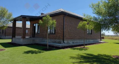 Купить дом в г. Новотитаровская ст-ца. Фотография №3