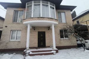 Продам дом 5-ти комнатный с общей площадью 157.4м2, на улице Кубанская набережная ул, г. Яблоновский, Адыгея респ., Россия, агентство Мореон Инвест Продам дом 5-ти комнатный с общей площадью 157.4м2, на улице Кубанская набережная ул, г. Яблоновский, Адыгея респ., Россия, агентство Мореон Инвест