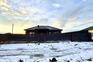 Продам дом 3-х комнатный с общей площадью 100м2, на улице 1-й кавказский пер, г. Козет аул, Адыгея респ., Россия, агентство Мореон Инвест Продам дом 3-х комнатный с общей площадью 100м2, на улице 1-й кавказский пер, г. Козет аул, Адыгея респ., Россия, агентство Мореон Инвест