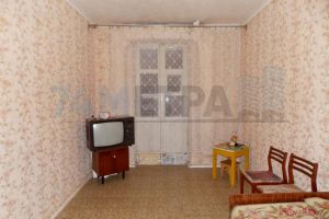 Продам квартиру 2-х комнатную с общей площадью 43м2, 2/2 эт., на улице Новороссийская, Ленинский район район, г. Челябинск, Челябинская обл., Россия, агентство 74 метра
