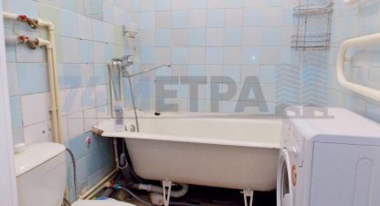 Снять квартиру 1 комнатную, 30 кв. м., Россия, г. Челябинск. Фотография №8