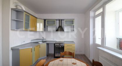 Купить квартиру 2-х комнатную, 42.6 кв. м. Фотография №1 Продам квартиру 2-х комнатную с общей площадью 42.6м2, 8/14 эт., на улице Северный власихинский проезд, г. Барнаул, Алтайский край, Россия, агентство CENTURY 21 Россия. Фотография №1