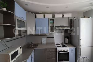 Продам квартиру 2-х комнатную с общей площадью 54.2м2, 4/9 эт., на улице Красноармейский пр-кт, г. Барнаул, Алтайский край, Россия, агентство CENTURY 21 Россия