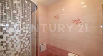 Купить квартиру 2-х комнатную, 50.7 кв. м. Фотография №9 Купить квартиру 2-х комнатную, 50.7 кв. м., Россия, г. Новоалтайск. Фотография №9