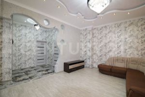 Продам квартиру 3-х комнатную с общей площадью 74.1м2, 1/16 эт., на улице Прудская ул, г. Новоалтайск, Алтайский край, Россия, агентство CENTURY 21 Россия