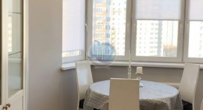 Продаётся 3-х комнатная квартира в г. Купелинка мкр. Фотография №6