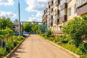 Продам квартиру 1 комнатную с общей площадью 31м2, 4/5 эт., на улице 130, г. Петровское п/о, Московская обл., Россия, агентство MaxRealty