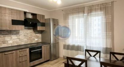 Продам квартиру 2-х комнатную с общей площадью 49м2, 7/14 эт., на улице Северный кв-л, г. Купелинка мкр, Московская обл., Россия, агентство MaxRealty. Фотография №1