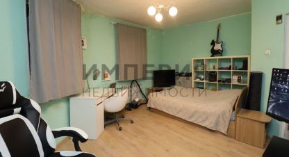 Продам квартиру 1 комнатную с общей площадью 43.8м2, 7/7 эт., на улице Колымское шоссе, г. Магадан, Магаданская обл., Россия, агентство Империя Недвижимости. Фотография №1