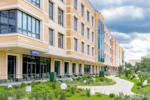 Продам квартиру 3-х комнатную с общей площадью 73.2м2, 2/4 эт., на улице Олимпийский проспект, Тверской (ЦАО) район, г. Москва, Москва, Россия, агентство Джойнио