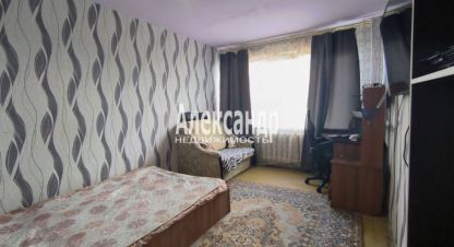 Продам квартиру 3-х комнатную с общей площадью 61.1м2, 4/9 эт., на улице Ленинградская, Гатчинский район, г. Коммунар, Ленинградская обл., Россия, агентство Александр-Недвижимость. Фотография №1