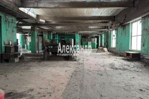 Сдам производственно-складское помещение с общей площадью 630м2, на улице Ленинградская, Гатчинский район, г. Коммунар, Ленинградская обл., Россия, агентство Александр-Недвижимость