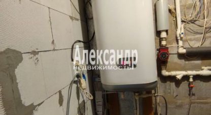 Купить дом 4-х комнатную, 100 кв. м. Фотография №10 Купить дом 4-х комнатную, 100 кв. м., Россия, г. Коммунар. Фотография №10