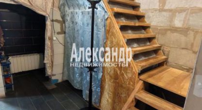 Купить дом 4-х комнатную, 100 кв. м. Фотография №9 Купить дом 4-х комнатную, 100 кв. м., Россия, г. Коммунар. Фотография №9