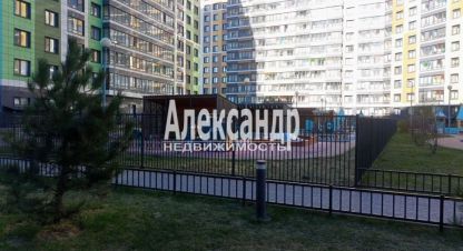 Купить квартиру на улице Ленинградская всеволожский  мурино шувалова 44 подъезд г. Мурино. Фотография №5