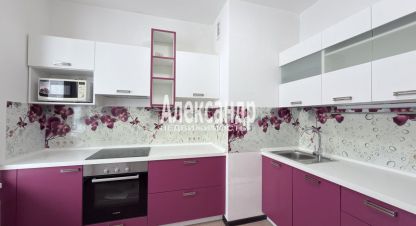 Купить 1 комнатную квартиру в г. Мурино. Фотография №2