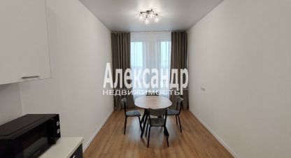 Снять квартиру 1 комнатную, 36.2 кв. м. Фотография №1 Сдам квартиру 1 комнатную с общей площадью 36.2м2, 12/12 эт., на улице Ленинградская всеволожский мурино романовская 1 подъезд, Всеволожский район, г. Мурино, Ленинградская обл., Россия, агентство Александр-Недвижимость. Фотография №1