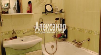 Купить квартиру 3-х комнатную, 63.7 кв. м., Россия, г. Санкт-Петербург. Фотография №10