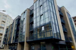 Продам квартиру 2-х комнатную с общей площадью 99.4м2, 2/5 эт., на улице Малая самара, Московский район, г. Тверь, Тверская обл., Россия, агентство Флэтис