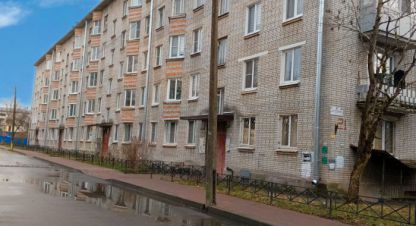 Купить квартиру 1 комнатную, 31.9 кв. м. Фотография №1 Продам квартиру 1 комнатную с общей площадью 31.9м2, 5/5 эт., на улице Хохлова ул, г. Гатчина, Ленинградская обл., Россия, агентство РЕАЛ агентство недвижимости. Фотография №1