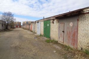 Продам гараж/паркинг с общей площадью 30.5м2, на улице Красносельское шоссе, г. Гатчина, Ленинградская обл., Россия, агентство РЕАЛ агентство недвижимости