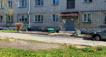 Продам квартиру 1 комнатную с общей площадью 31м2, 1/3 эт., на улице Половинская, Ксм район, г. Курган, Курганская обл., Россия, агентство Домовой45. Фотография №1