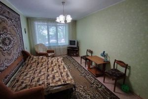 Продам квартиру 3-х комнатную с общей площадью 60.3м2, 1/5 эт., на улице Уральская, Швейная фирма район, г. Курган, Курганская обл., Россия, агентство Домовой45 Продам квартиру 3-х комнатную с общей площадью 60.3м2, 1/5 эт., на улице Уральская, Швейная фирма район, г. Курган, Курганская обл., Россия, агентство Домовой45