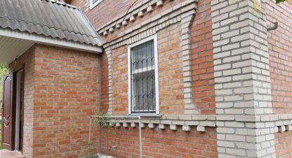 Купить дом 3-х комнатную, 76.5 кв. м. Фотография №1 Продам дом 3-х комнатный с общей площадью 76.5м2, на улице Орская каскадная, Первомайский район, г. Ростов-на-Дону, Ростовская обл., Россия, агентство АН Эксперт. Фотография №1
