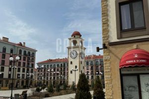 Продам квартиру 2-х комнатную с общей площадью 58.8м2, 4/5 эт., на улице 60 лет влксм, г. Евпатория, Крым авт. респ., Россия, агентство Среда