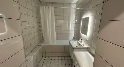 Купить квартиру 1 комнатную, 30.4 кв. м. Фотография №1 Продам квартиру 1 комнатную с общей площадью 30.4м2, 11/11 эт., на улице Любы Шевцовой, г. Воронеж, Воронежская обл., Россия, агентство Плацдарм. Фотография №1