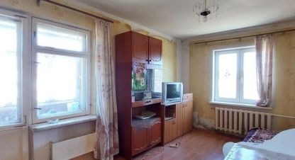 Купить квартиру 1 комнатную, 35.2 кв. м. Фотография №1 Продам квартиру 1 комнатную с общей площадью 35.2м2, 5/5 эт., на улице Кирова, Северный микро район, г. Находка, Приморский край, Россия, агентство АН ИМПЕРИАЛ(Находка). Фотография №1