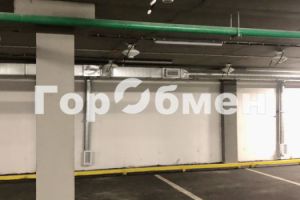 Продам гараж/паркинг, на улице Садовая, г. Посёлокского типа икша, Московская обл., Россия, агентство ГорОбмен