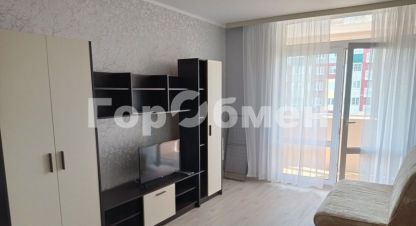 Сдам квартиру 1 комнатную с общей площадью 43м2, 15/17 эт., на улице Жирохова, г. Лобня, Московская обл., Россия, агентство ГорОбмен. Фотография №1