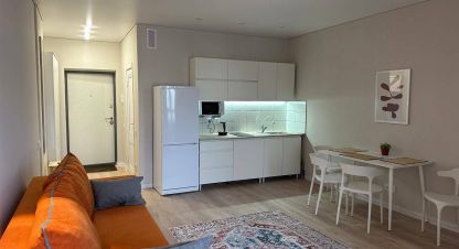 Продам квартиру 1 комнатную с общей площадью 30.4м2, 11/11 эт., на улице Любы Шевцовой, г. Воронеж, Воронежская обл., Россия, агентство Плацдарм. Фотография №1