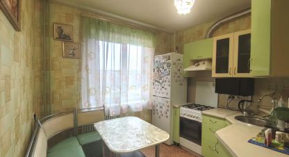 Продам квартиру 3-х комнатную с общей площадью 70м2, 2/10 эт., на улице Курчатова, г. Воронеж, Воронежская обл., Россия, агентство Плацдарм. Фотография №1