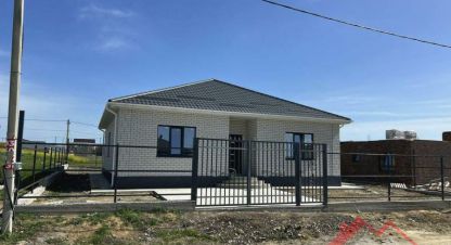 Продам дом 3-х комнатный с общей площадью 121м2, г. Верхнее джемете, Краснодарский край, Россия, агентство Монополия. Фотография №1