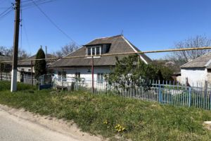 Продам дом 3-х комнатный с общей площадью 80м2, на улице Садовая, г. Чекон, Краснодарский край, Россия, агентство Монополия