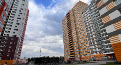 Продам квартиру 2-х комнатную с общей площадью 45м2, 3/24 эт., на улице Юркина, г. Оренбург, Оренбургская обл., Россия, агентство ЦН Авега. Фотография №1
