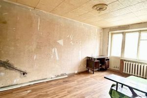 Продам квартиру 1 комнатную с общей площадью 31м2, 3/5 эт., на улице Николая ветошникова ул, г. Астрахань, Астраханская обл., Россия, агентство Доверие AN