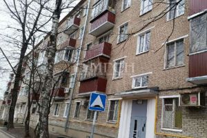 Продам комнату с общей площадью 15м2, 4/5 эт., на улице Севастопольский, г. Москва, Москва, Россия, агентство МГСН - Московская городская служба недвижимости Продам комнату с общей площадью 15м2, 4/5 эт., на улице Севастопольский, г. Москва, Москва, Россия, агентство МГСН - Московская городская служба недвижимости
