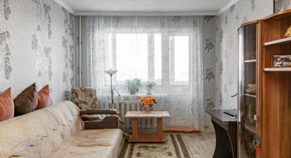 Продам квартиру 3-х комнатную с общей площадью 58.7м2, 3/9 эт., на улице Прудская ул, г. Новоалтайск, Алтайский край, Россия, агентство Миэль офис в Барануле. Фотография №1