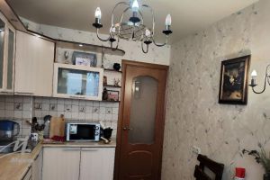 Продам квартиру 3-х комнатную с общей площадью 66м2, 1/10 эт., на улице Лазурная ул, Индустриальный район, г. Барнаул, Алтайский край, Россия, агентство Миэль офис в Барануле