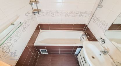 Купить квартиру 2-х комнатную, 48.8 кв. м. Фотография №8 Купить квартиру 2-х комнатную, 48.8 кв. м., Россия, г. Барнаул. Фотография №8