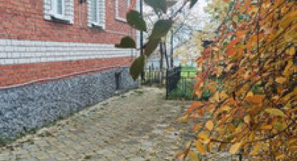 Купить дом 9-ти комнатную, 388.4 кв. м. Фотография №1 Продам дом 9-ти комнатный с общей площадью 388.4м2, на улице Комсомольская ул, г. Семеновка, Марий Эл респ., Россия, агентство Интернет-партнер. Фотография №1