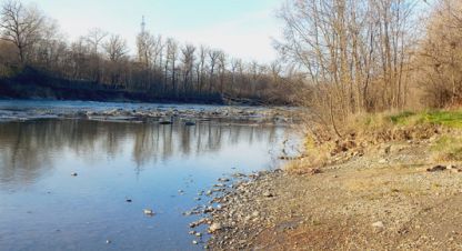 Купить земельный участок. Фотография №1 Продам земельный участок, на улице Набережная, г. Майкоп, Адыгея респ., Россия, агентство Интернет-партнер. Фотография №1