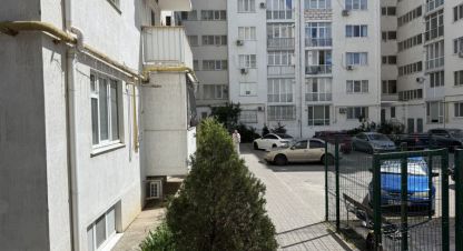 Купить квартиру 1 комнатную, 48 кв. м. Фотография №1 Продам квартиру 1 комнатную с общей площадью 48м2, 4/9 эт., на улице Им 9-го мая ул 90, г. Евпатория, Крым авт. респ., Россия, агентство АН Домус. Фотография №1