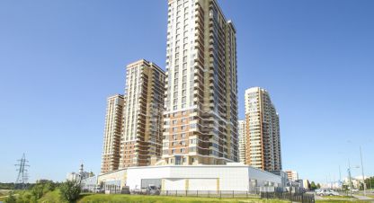 Сдам торговое помещение с общей площадью 6000м2, на улице Мелик-карамова ул, Восточный район, г. Сургут, Ханты-Мансийский авт. окр., Россия, агентство Интернет-партнер. Фотография №1