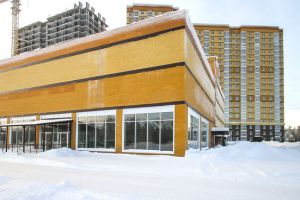 Сдам торговое помещение с общей площадью 235.8м2, на улице Игоря киртбая ул, Северный жилой район, г. Сургут, Ханты-Мансийский авт. окр., Россия, агентство Интернет-партнер