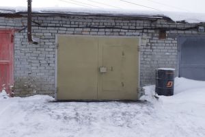 Продам гараж/паркинг с общей площадью 24м2, на улице Первомайская, г. Оленегорск, Мурманская обл., Россия, агентство Интернет-партнер Продам гараж/паркинг с общей площадью 24м2, на улице Первомайская, г. Оленегорск, Мурманская обл., Россия, агентство Интернет-партнер